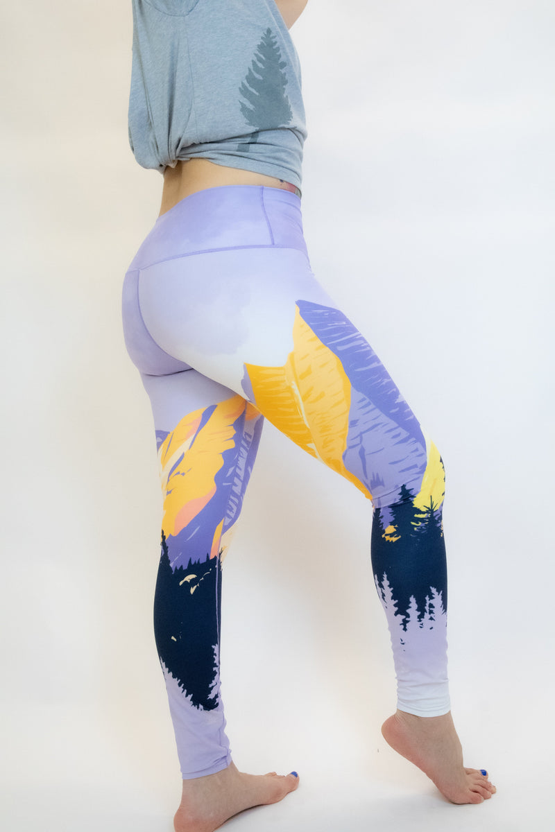 Load image into Gallery viewer, Painted Peaks Yoga Pants
