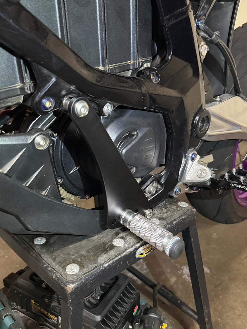 Load image into Gallery viewer, EMoto Worx Surron Ultra Bee Shift Lock
