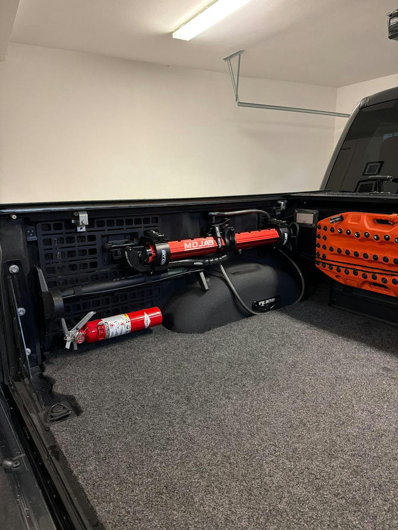 Load image into Gallery viewer, CarbonPro Hydraulic Jack with Mounting Clamps MLH 48'' (Red color is expected to be delivered during the week commencing September 14th)

