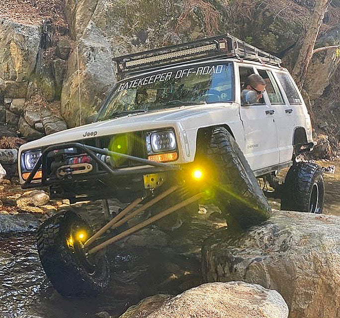 Load image into Gallery viewer, Jeep TJ XJ YJ ZJ Steerable Knuckle Pod Light Mounts (1984-2006 Wrangler/Cherokee)
