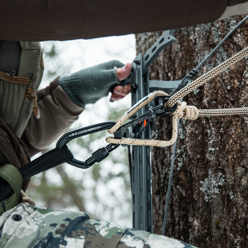 Load image into Gallery viewer, 9mm 'Ghost' Standard Sewn Tree Tether &amp; Lineman's Belts.
