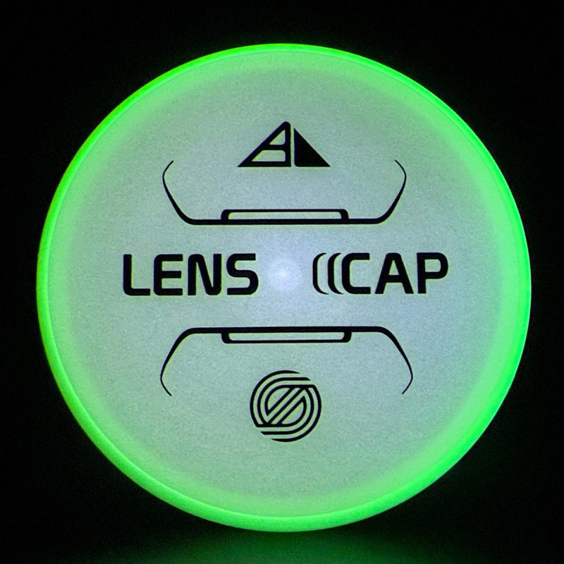 Load image into Gallery viewer, Total Eclipse Lens Cap (Mini Disc) - Simon Line
