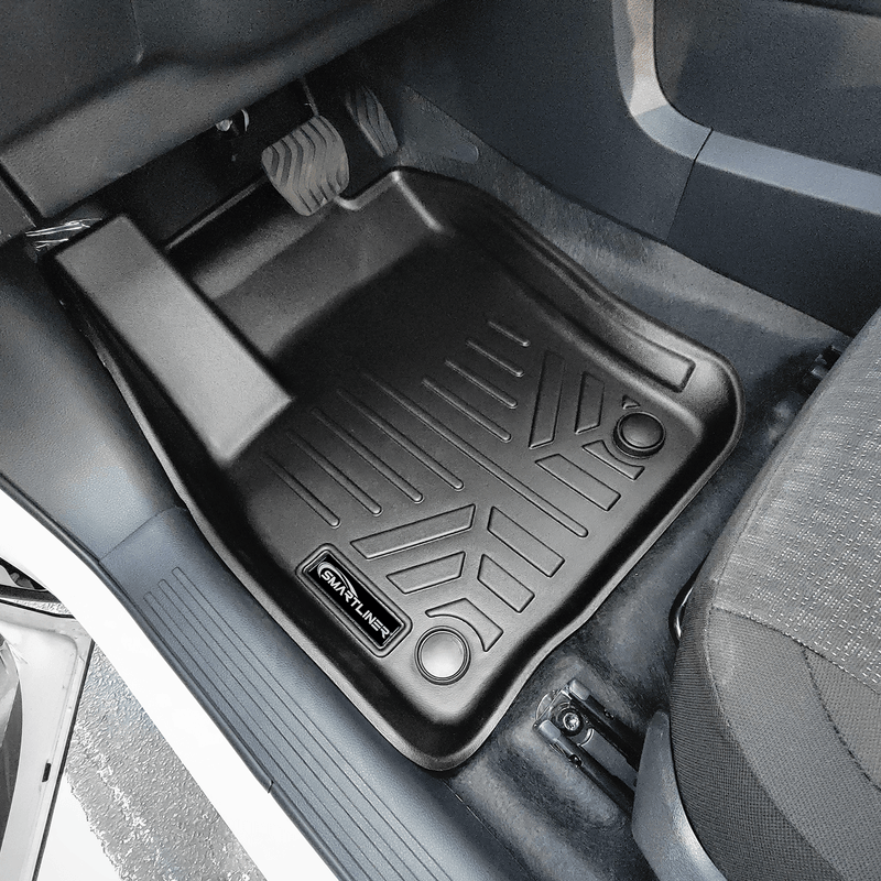 Load image into Gallery viewer, SMARTLINER Custom Fit Floor Liners For 2025 Nissan Kicks (AWD)
