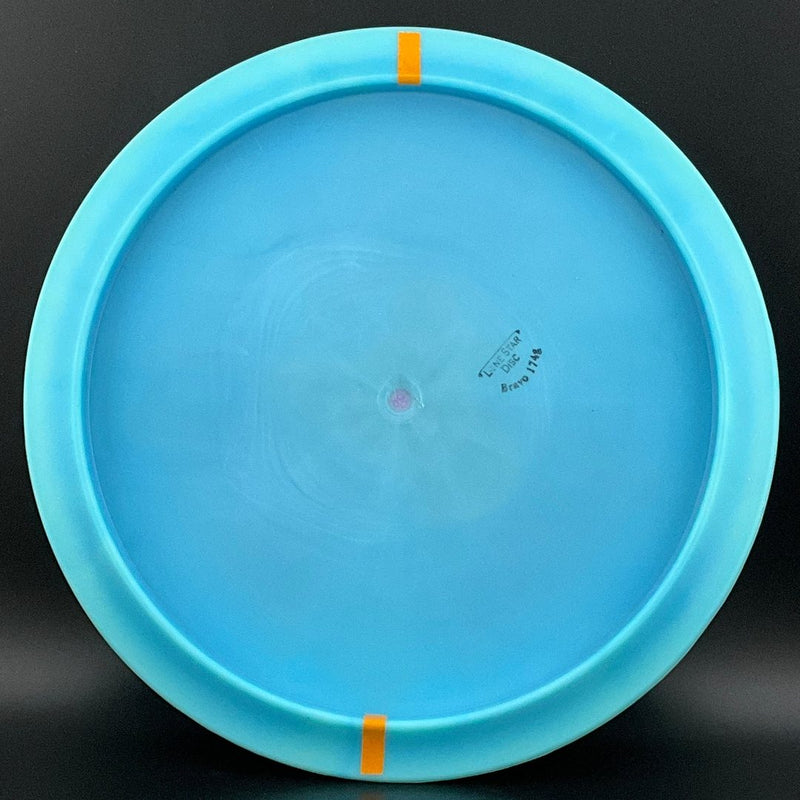 Load image into Gallery viewer, Bravo Frio - Art by Ripper Studios
