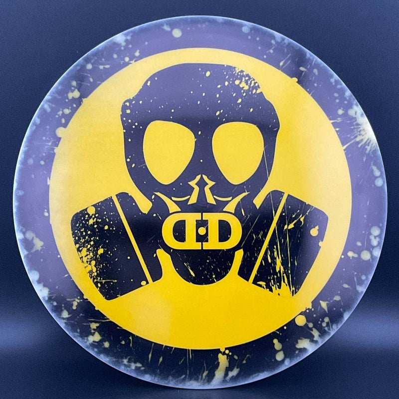 Load image into Gallery viewer, Tournament Hatchet - "DD Gas Mask" DyeMax
