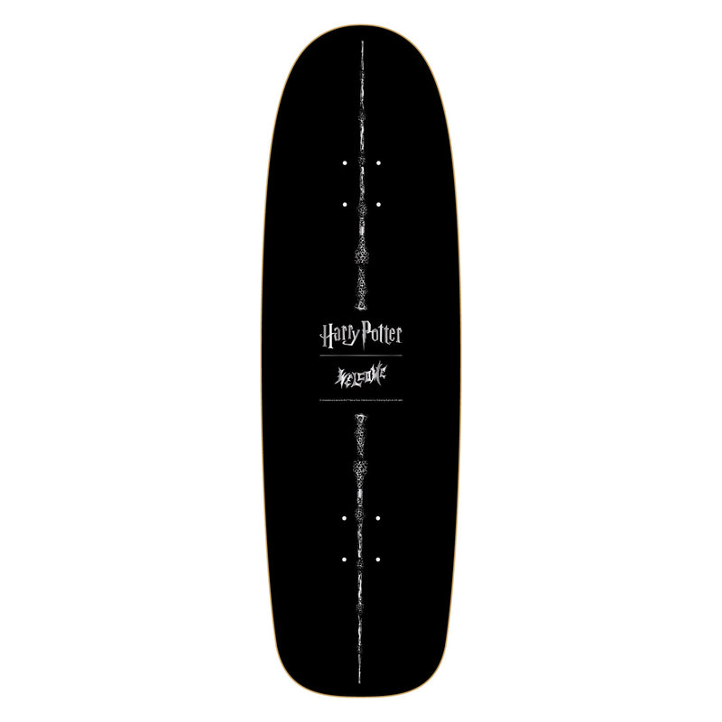 Load image into Gallery viewer, Welcome x Harry Potter Arrival On Slappy Slap Deck - 9.5″ Black/Gold Foil
