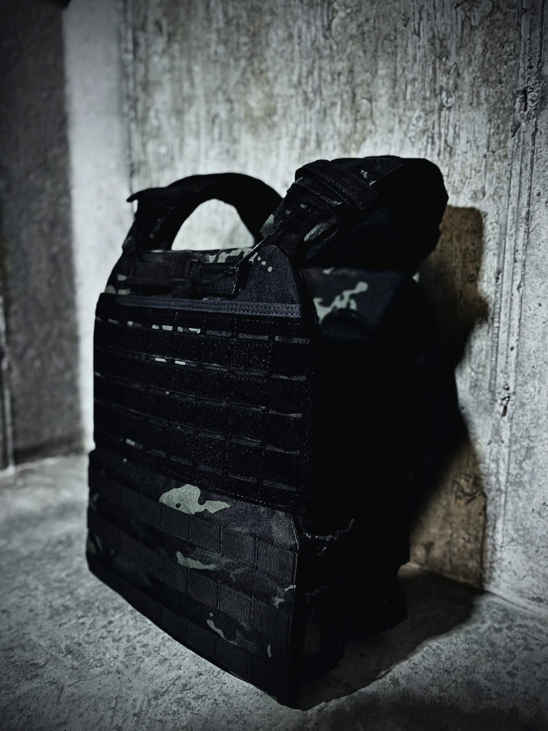 Load image into Gallery viewer, Ataclete Zero Dark Camo Weight Vest/Plate Carrier
