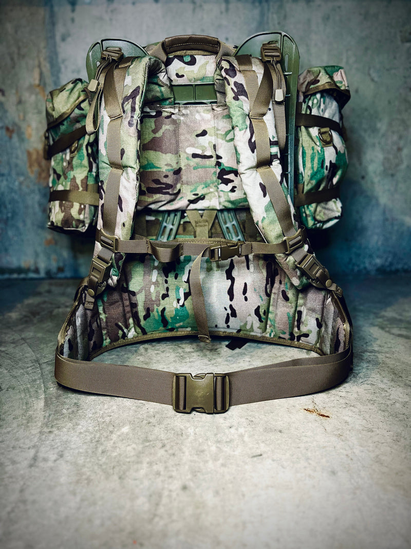 Load image into Gallery viewer, US Army MOLLE II Large Pack - Rucksack with Frame - US Made - OCP
