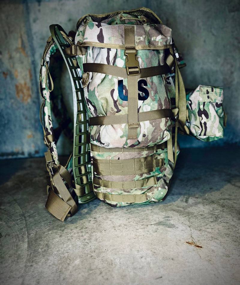 Load image into Gallery viewer, US Army MOLLE II Large Pack - Rucksack with Frame - US Made - OCP
