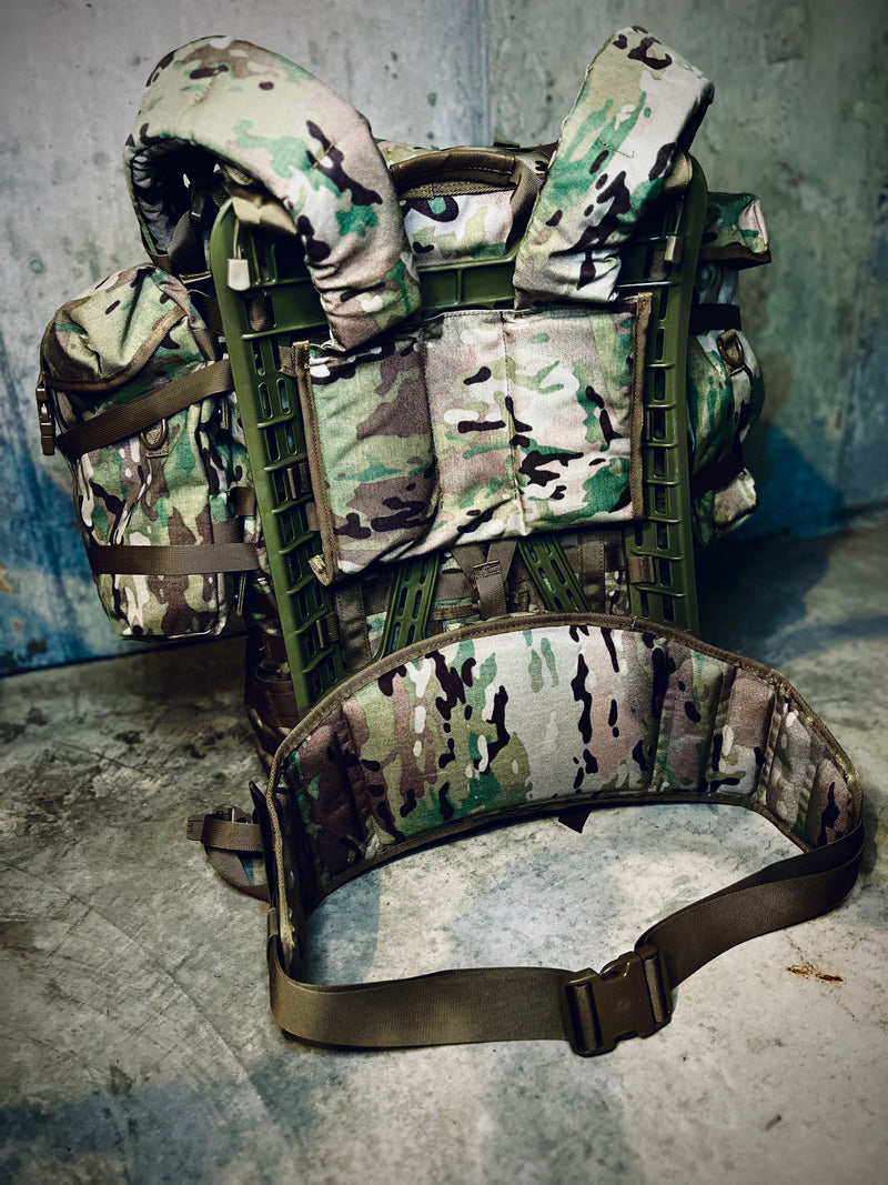 Load image into Gallery viewer, US Army MOLLE II Large Pack - Rucksack with Frame - US Made - OCP
