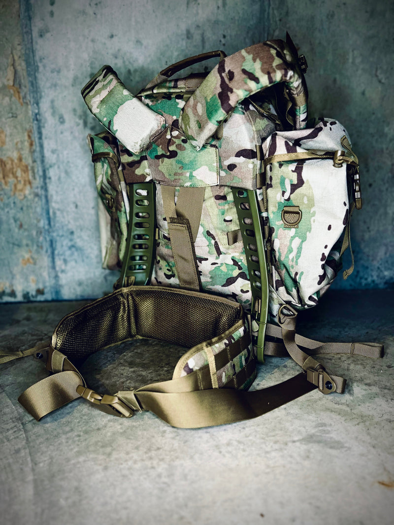 Load image into Gallery viewer, US Army MOLLE II Medium Pack - Rucksack with Frame - US Made - OCP
