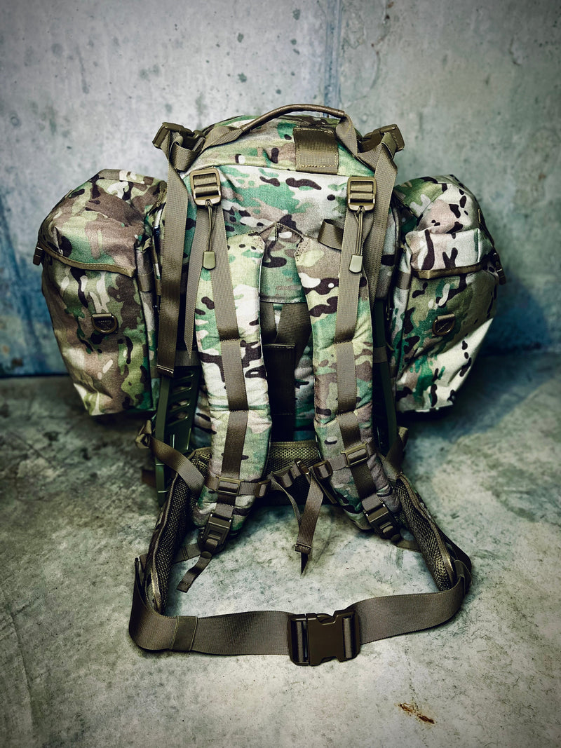 Load image into Gallery viewer, US Army MOLLE II Medium Pack - Rucksack with Frame - US Made - OCP

