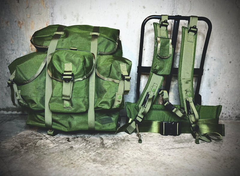 Load image into Gallery viewer, Medium ALICE Pack Military Rucksack with Frame - OD Green
