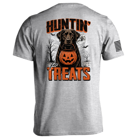 Huntin' For Treats Chocolate Lab