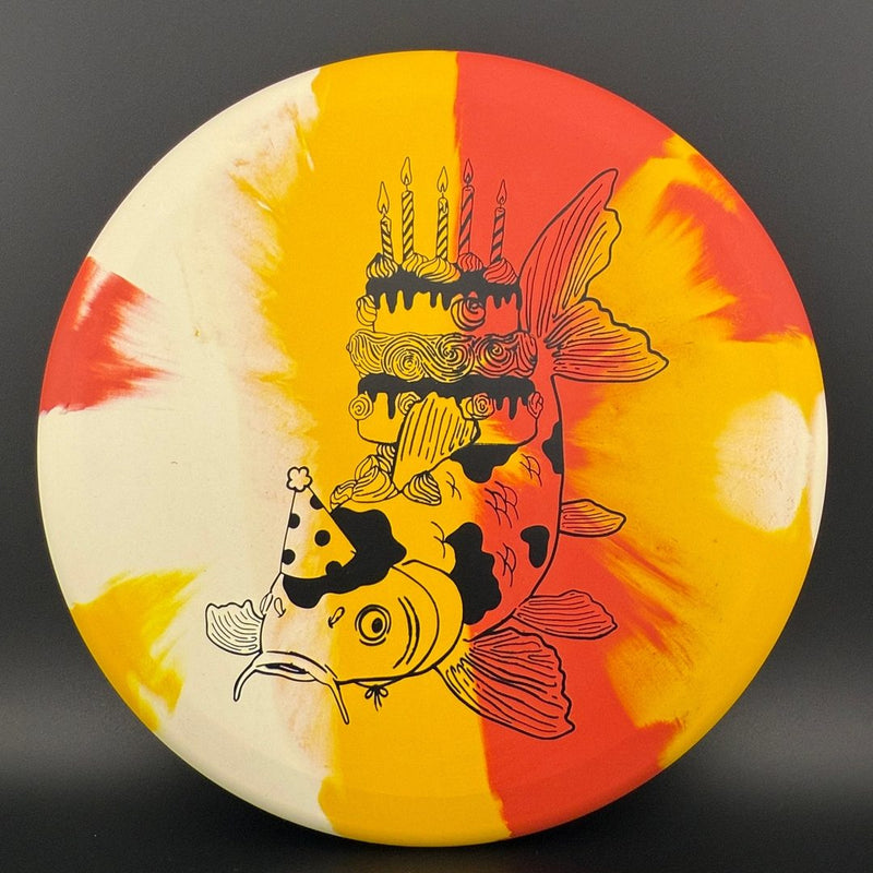 Load image into Gallery viewer, ecoFLEX Koi - Birthday Fishcake
