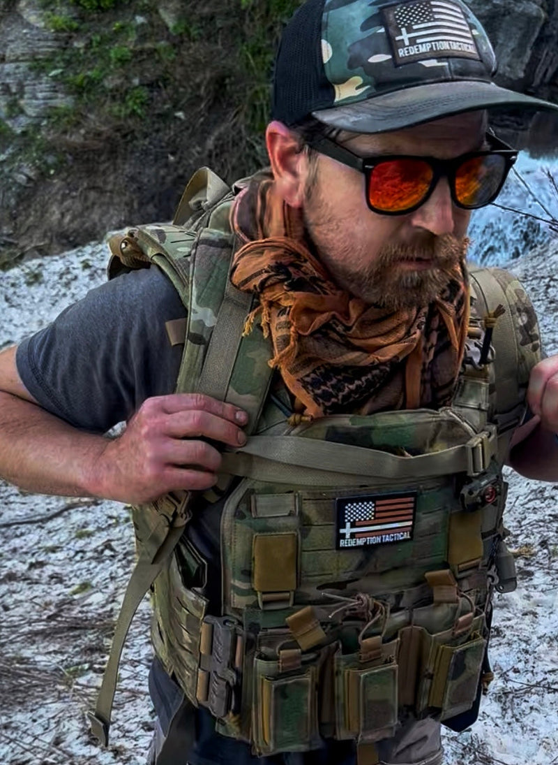 Load image into Gallery viewer, FULL KIT COMBO Crusader 2.0 V4 Armor COMBO PACKAGE LIGHTWEIGHT LEVEL IV (2) 10x12 Front/Back Plates, Mission Plate Carrier Bag
