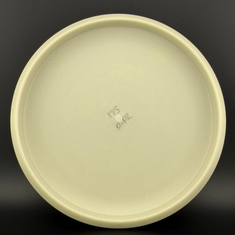Load image into Gallery viewer, Glow P-Line P2 - Imperial Eagle 1 - 2017 Innova Made
