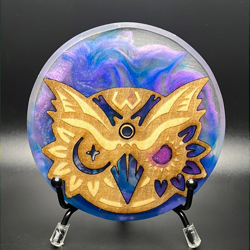Load image into Gallery viewer, Custom Resin Mini - Blue Glow Wiser Hyzer Owl Logo
