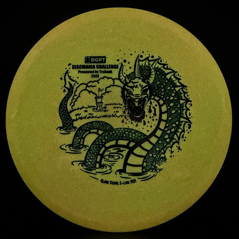 Load image into Gallery viewer, Glow Swirl S-Line MD1 - Discmania Challenge
