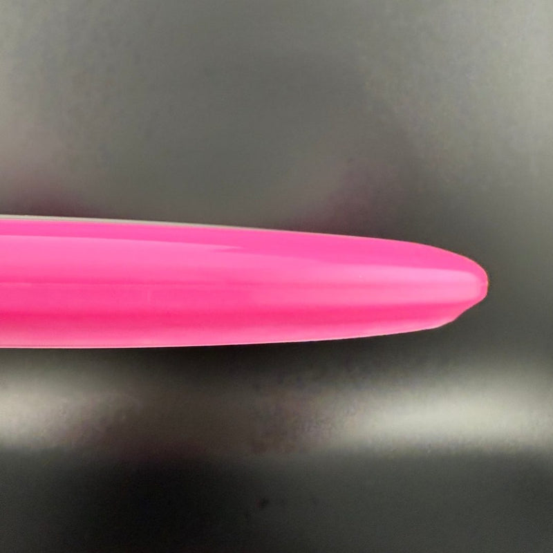 Load image into Gallery viewer, Gold Orbit Pure - Kristin Tattar 2023 World Champion
