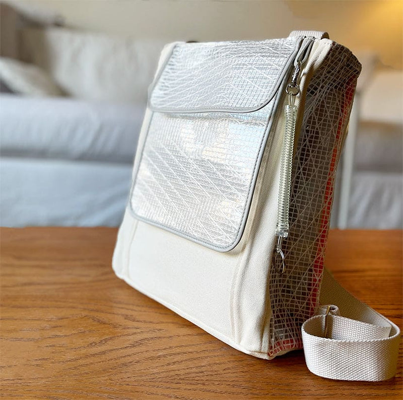 Load image into Gallery viewer, Backpack and Shoulder Bag – Travel with your Solights
