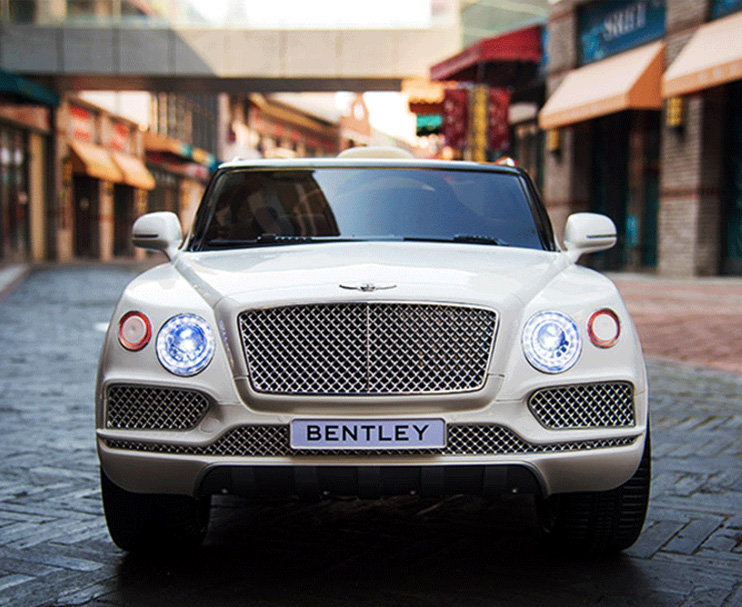 Load image into Gallery viewer, Bentley Truck Ride On Toy For Children W/Magic Cars® Wireless Parental Control
