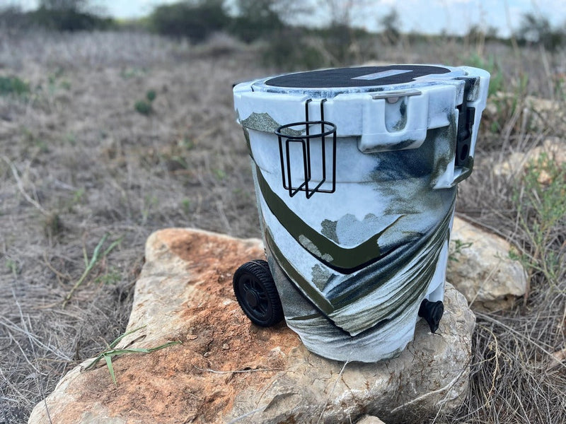 Load image into Gallery viewer, Berserker Series 7.5 Gallon Bucket
