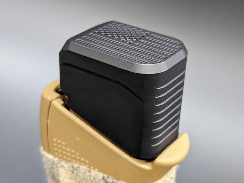 Load image into Gallery viewer, MILSPIN +5 Capacity Magazine Extension Blacked Out US Flag
