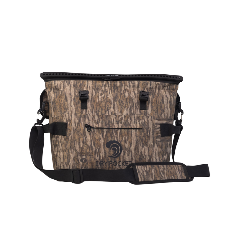 Load image into Gallery viewer, Waterproof Floating Cooler Bag - Bottomland Camo
