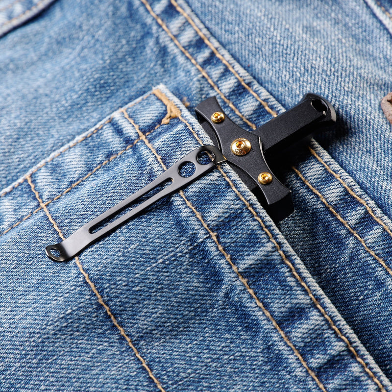 Load image into Gallery viewer, Stinger Buster Tool with P01 Serrated Utility Edge
