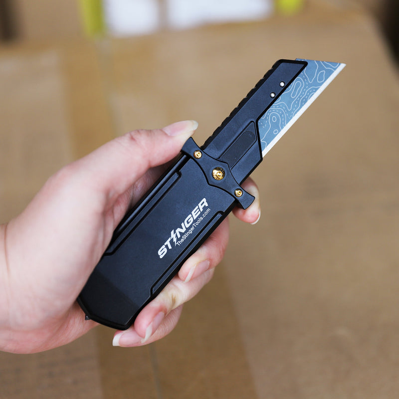 Load image into Gallery viewer, Stinger Buster Tool with P01 Serrated Utility Edge
