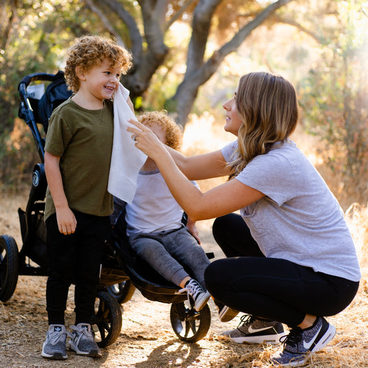 15-pack Shower Pouch XL (2' x 1') Body Wipes