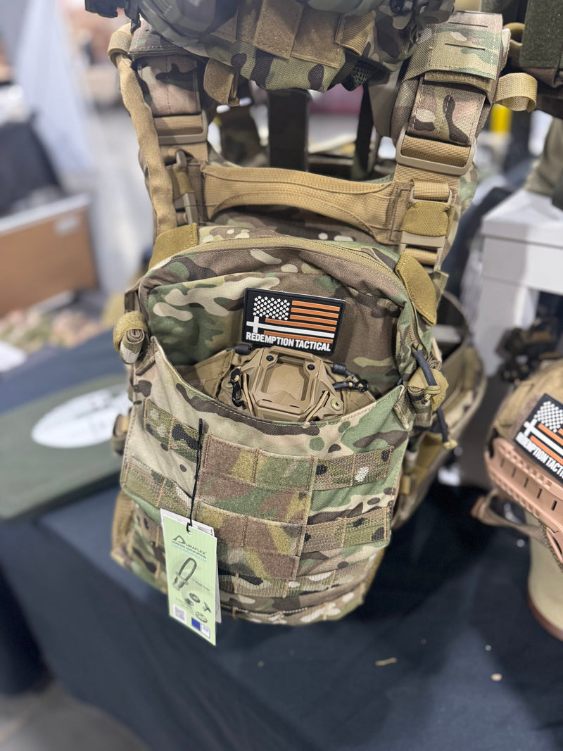 Load image into Gallery viewer, FULL KIT COMBO Crusader 2.0 V4 Armor COMBO PACKAGE LIGHTWEIGHT LEVEL IV (2) 10x12 Front/Back Plates, Mission Plate Carrier Bag
