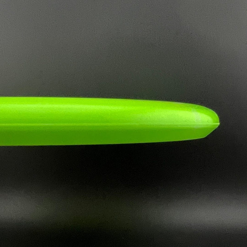 Load image into Gallery viewer, Proto Glow Halo Star Aviar3 - Eveliina Salonen 2026 Tour Series

