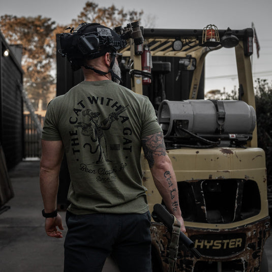 The Cat With A Gat Remix Men's T-Shirt