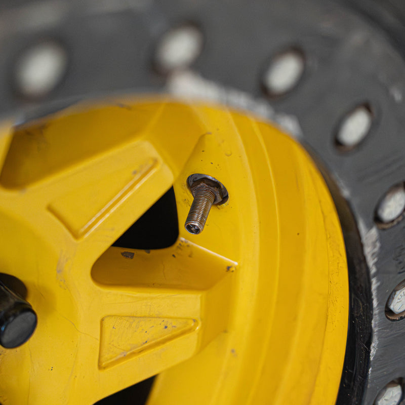 Load image into Gallery viewer, PUSH-IN Rescue Valve - Valve Stem Replacement
