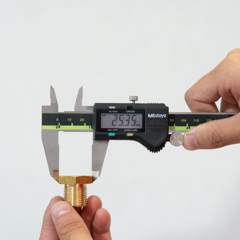 Load image into Gallery viewer, 1/4" FPT x 1/4" FPT Brass Bulkhead
