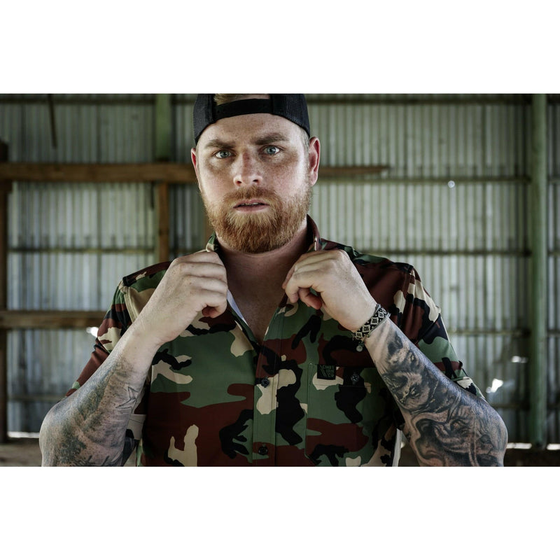 Load image into Gallery viewer, LIGHT WEIGHT BUTTON UP SHORT SLEEVE
