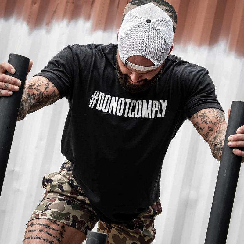 Load image into Gallery viewer, Do Not Comply Men&#39;s T-Shirt
