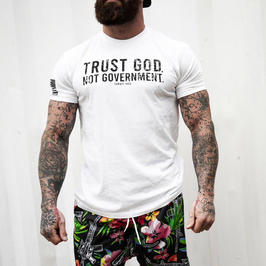 Trust God. Not Government. Men's T-Shirt