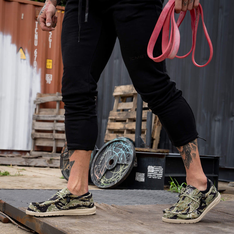 Load image into Gallery viewer, Men&#39;s Adjustable Performance Joggers
