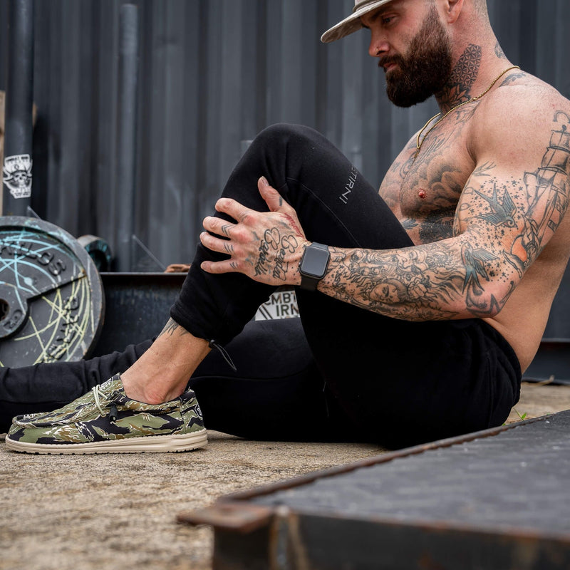 Load image into Gallery viewer, Men's Adjustable Performance Joggers
