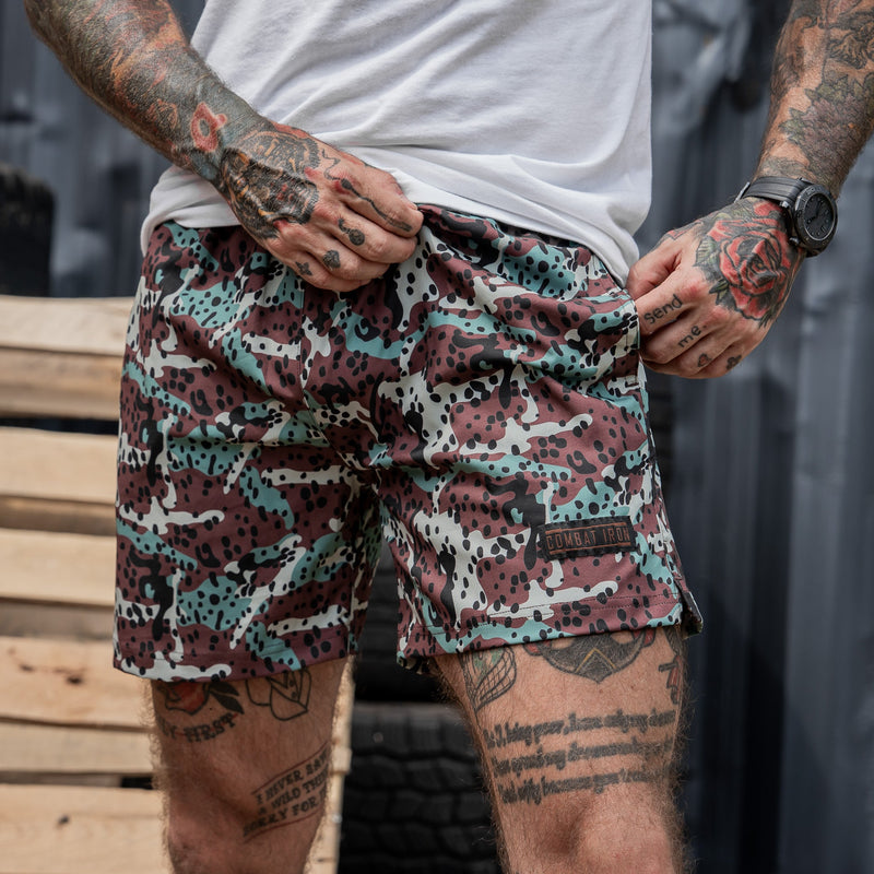 Load image into Gallery viewer, Men&#39;s V3 Performance Training Shorts | 5.5&quot;
