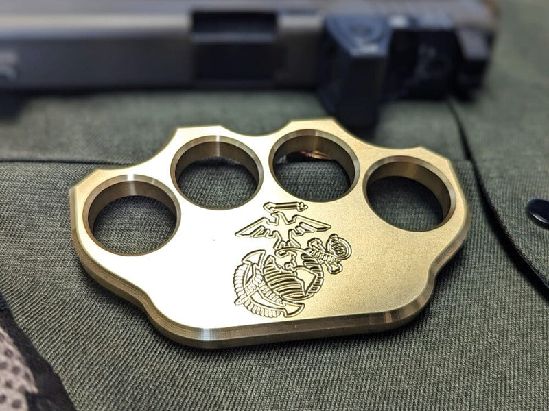 Load image into Gallery viewer, Milspin 3/4lb Brass Knuckle Marine Corps EGA Solid Brass Paperweight
