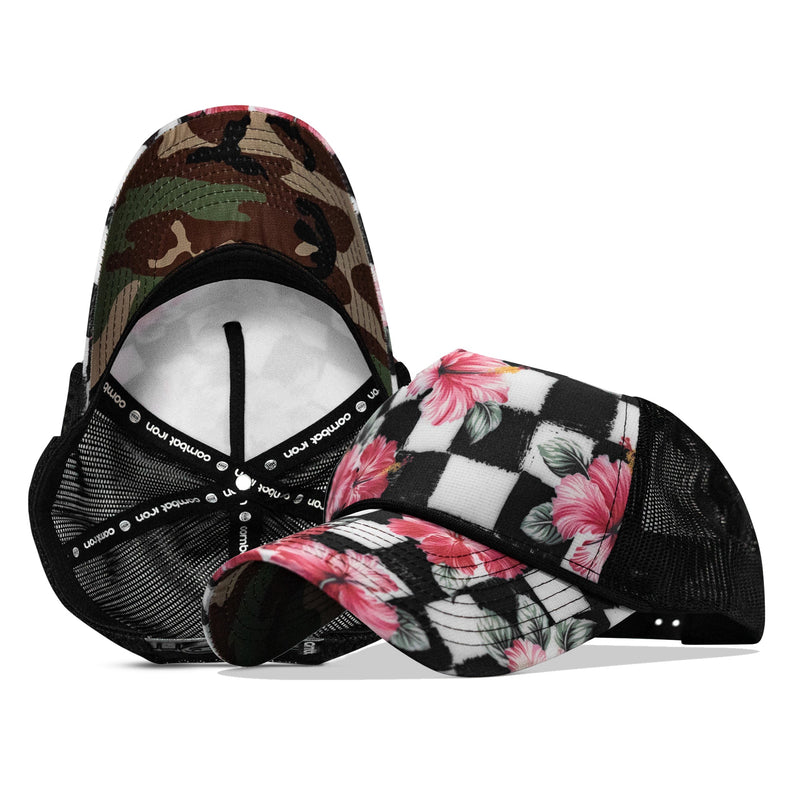 Load image into Gallery viewer, Weekender 5 Panel Snapback Hat
