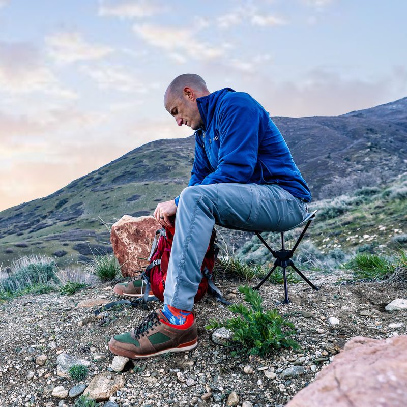 Load image into Gallery viewer, Compass 360° UC Swivel Stool - Ultra Compact
