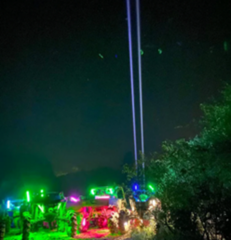 Load image into Gallery viewer, 1 Pair of X-Beam Laser LED Alien Finders, Lights Only
