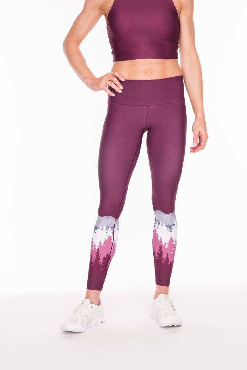 Load image into Gallery viewer, Burgundy Summit Yoga Pants
