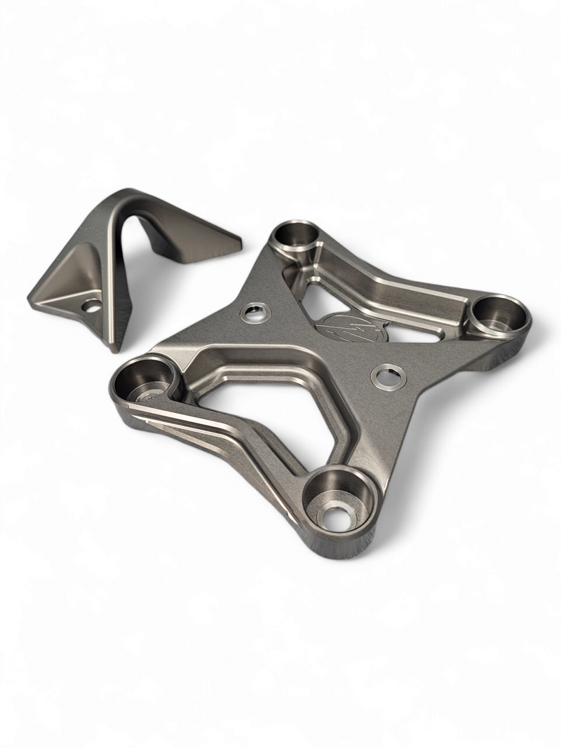 Load image into Gallery viewer, 2017 to current Can Am X3 Maverick 6 bolt EOD XL Radius Rod Plate with Tow Hook Gun Metal
