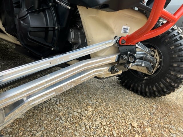 Load image into Gallery viewer, L&amp;W Fab Adjustable Radius Rods for 17+ Can-Am Maverick X3 72"
